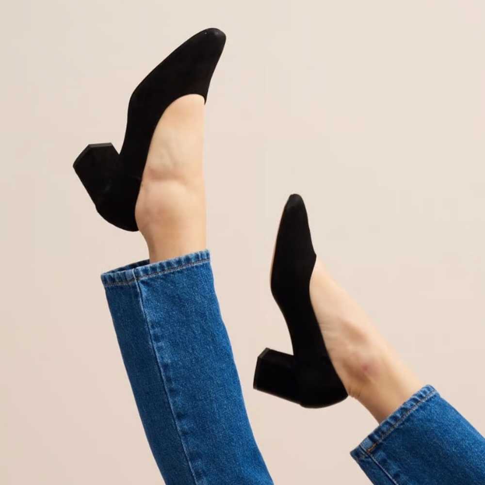 Rouje Suede Heels NWT (Size 5)